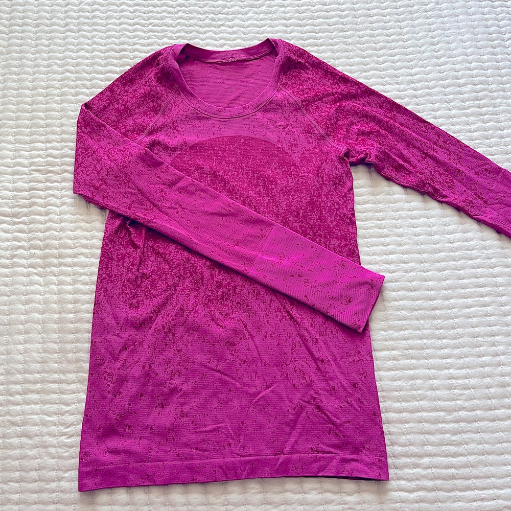 Lululemon Swiftly Tech Long Sleeve Crew Shirt Race Length